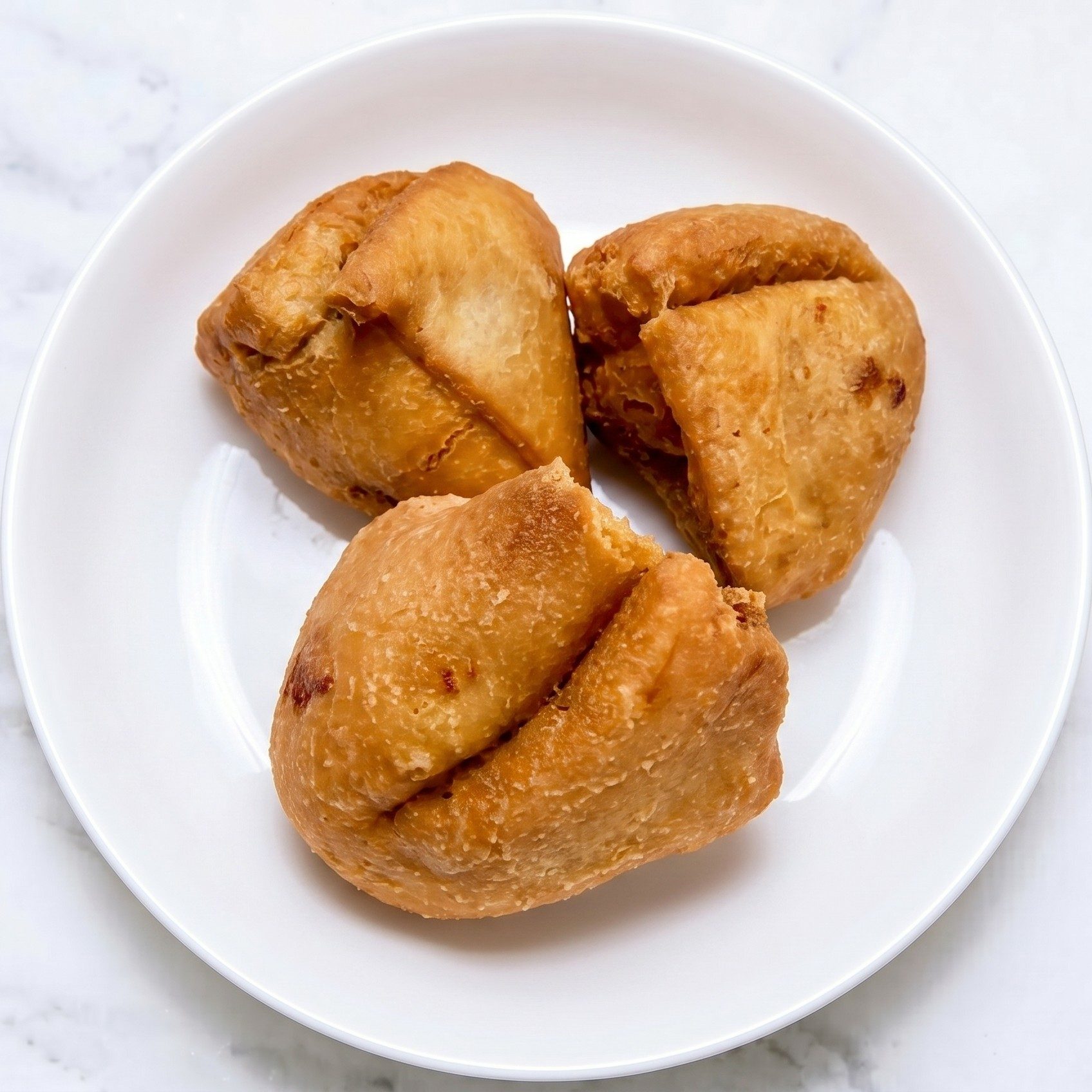 Vegetable Samosa (3 Pcs).